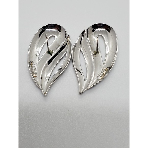 Monet Teardrop Earrings Openwork Silver Tone Post Signed Vintage - Picture 3 of 4